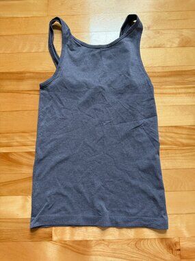 Lululemon tank, size 6, purple/gray